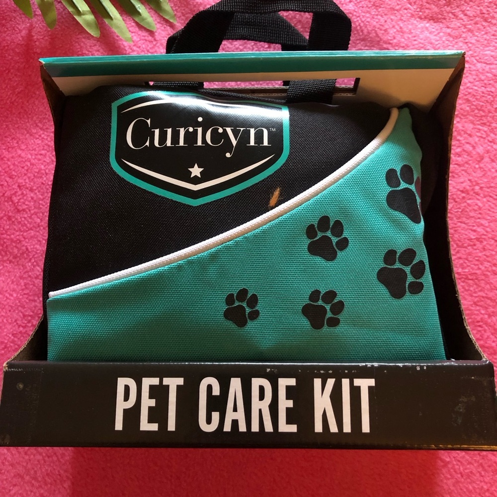 Curicyn Pet Care Kit is a 35 piece first aid